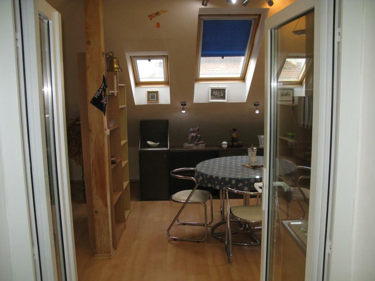 Privát na Sihoti 1 Apartamento Trenčín Exterior foto